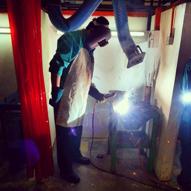 MZahidM7's tweet photo. One Iron Man Suit on the way. #EngineeringDiaries #Throwback https://t.co/amJA2Qtj2p