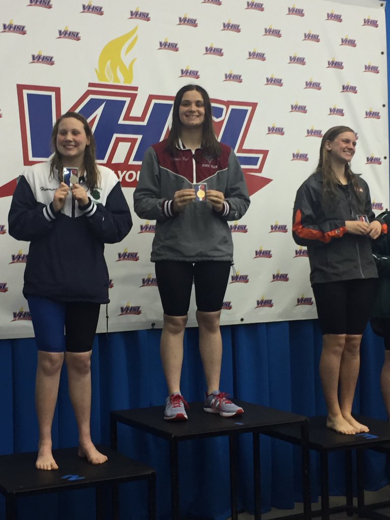 RockRidge_Swim's tweet photo. Nicole Fye places firsts at states in 200 free! 1:50.25 https://t.co/7y2utjdiQq