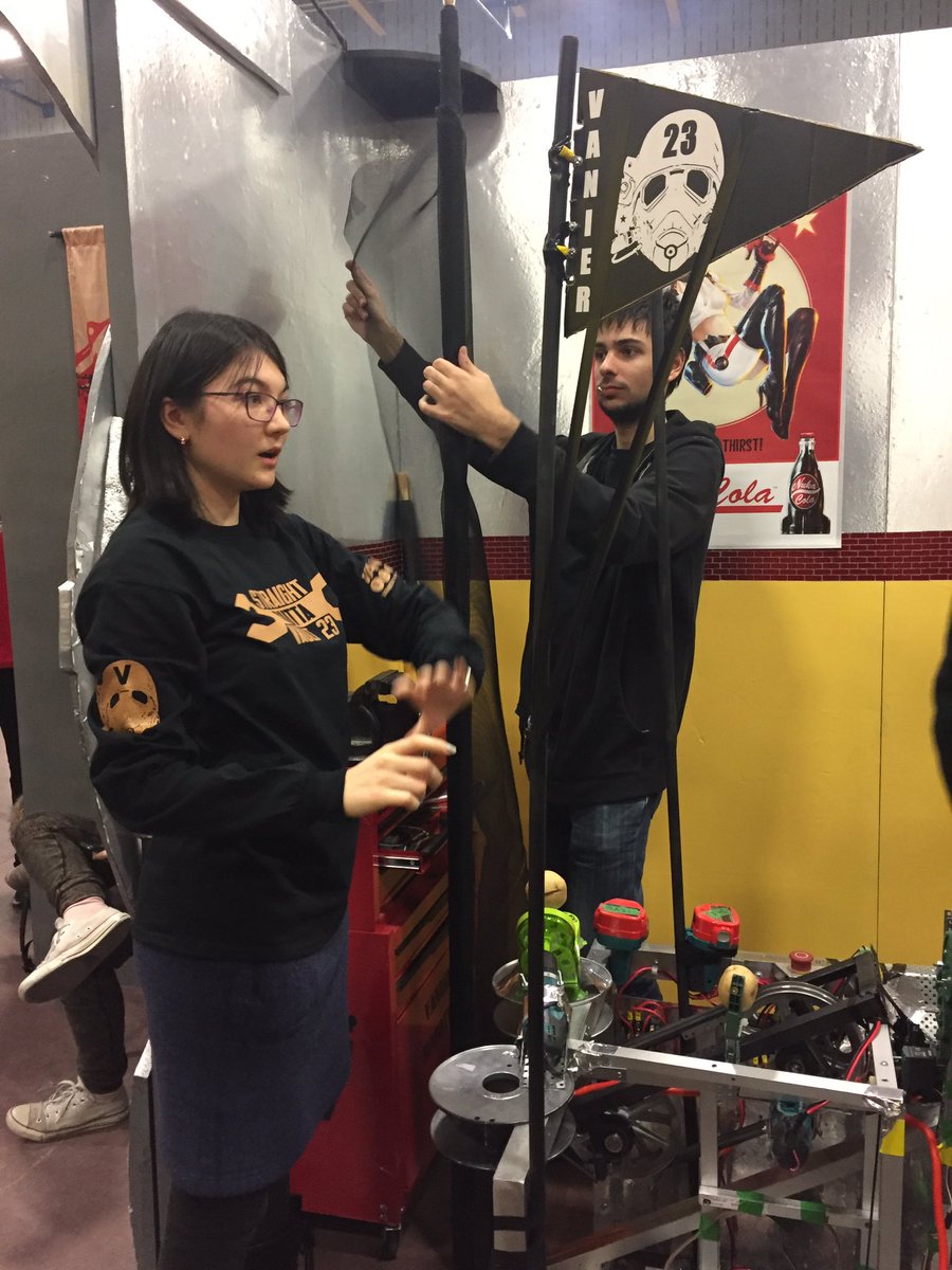 VanierRobotics's tweet image. Former #Vanier Team Captain stopped by to give some advice! #LordPhoenix