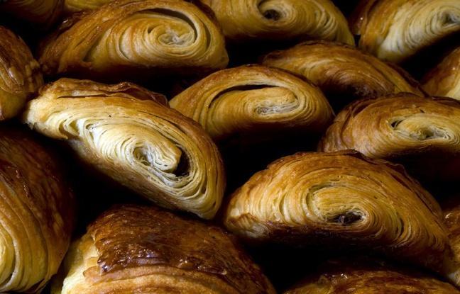 20Minutes's tweet photo. #Rediff Chocolatine ou pain au chocolat: Une boulangerie de Tokyo clôt le débat et choisit «chocolatine» https://t.co/S1DUuDueWP https://t.co/I8ZHUkjkFy