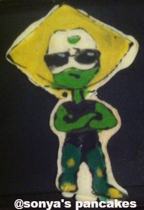SonyasPancakes's tweet photo. #StevenUniverse #Peridot #crystalgems #pancakeart by @SonyasPancakes #stormintheroom #lapidot #newcrystalgems #RoseQuartz #DiamondAuthority https://t.co/gCQsX0wOPV