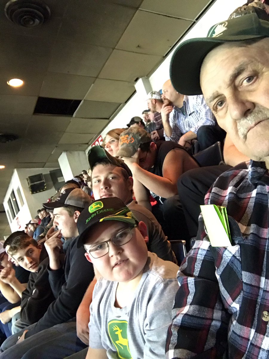 agteachmom's tweet photo. Seat 112 section 336 #TractorPullContest https://t.co/0VSTueulDV