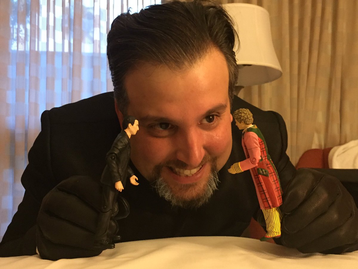 whtbllnking's tweet photo. No matter how #TheDoctor may change his form, #TheMaster will always enjoy toying with him. @gallifreyone #gally1 #DoctorWho https://t.co/AjRfKLv3Xn