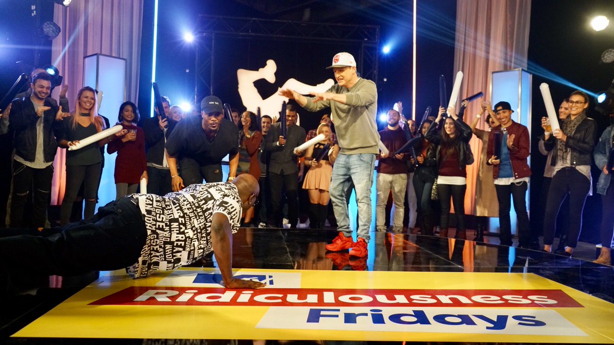 Ridiculousness's tweet photo. THE REUNION!!! RT if you're watching #RidicFridays!!! https://t.co/OzAflOTPGO