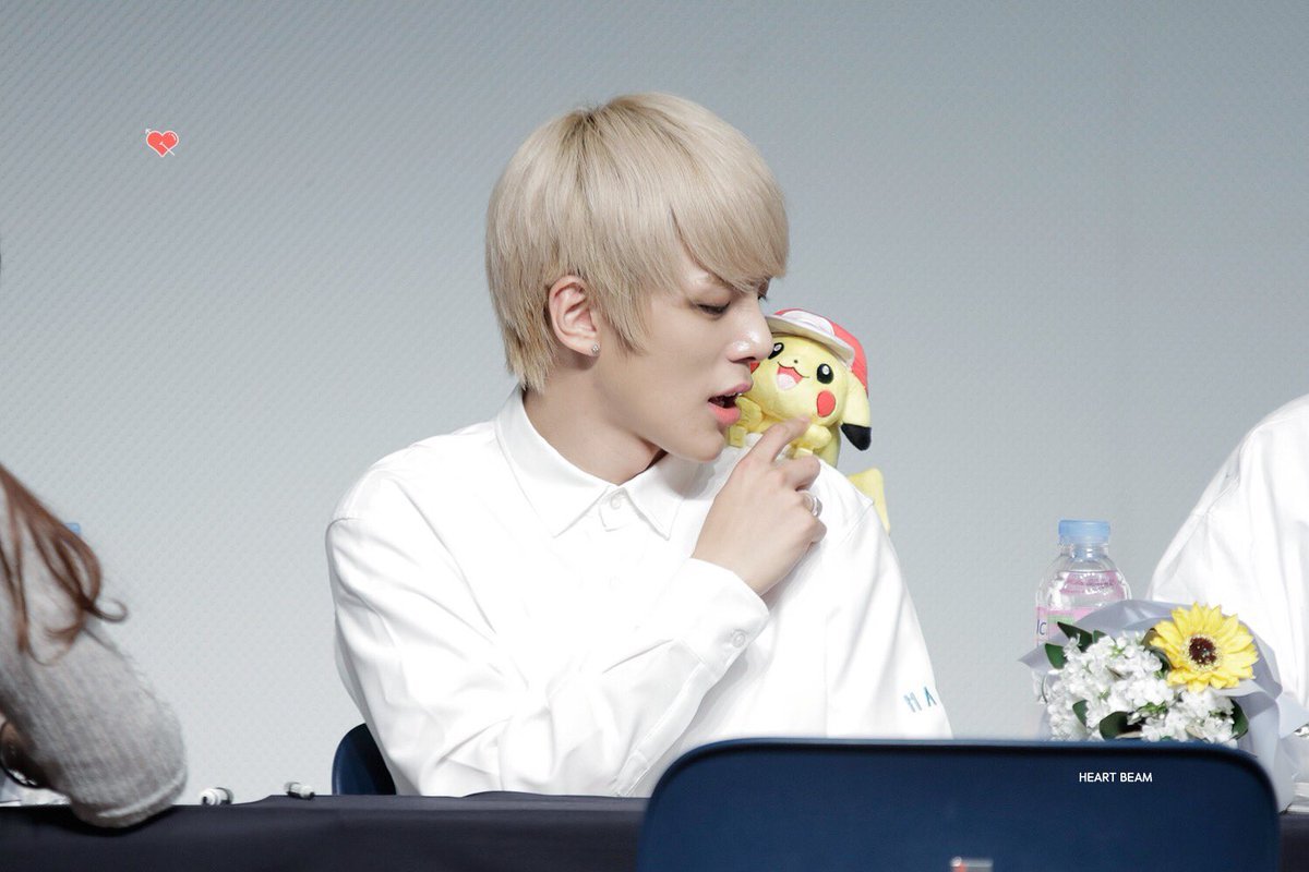 mnstxarchive's tweet photo. 150725 ϟ 하트빔 https://t.co/9JqEWbyPXb
