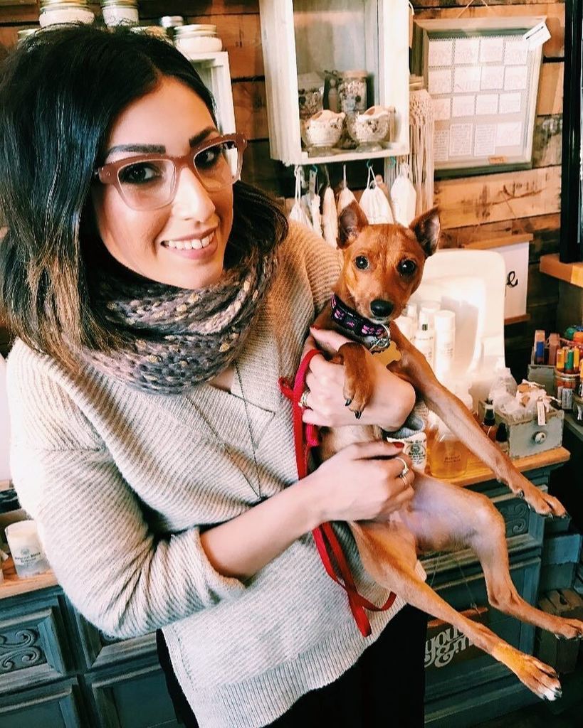 handpicked_home's tweet photo. Weekend vibes at the shop πΆπΆ
β’
β’
β’
#goodthings #rufflife #shoppups https://t.co/cg5BTEG2MO https://t.co/nNWyHQODu2