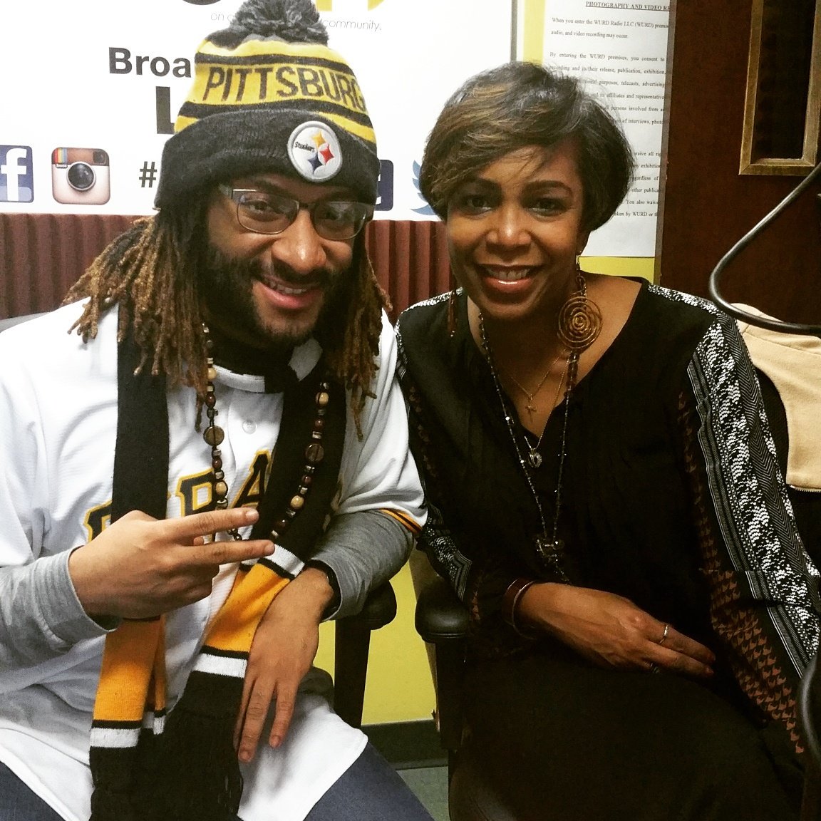 DrArgie's tweet photo. What does marriage look like for Millennials? #RealRelationshipTalk #TheLounge #900AM #WURD #ConnectionsMatterLLC #FaithInc #DrArgie https://t.co/3dGeVy4rv8