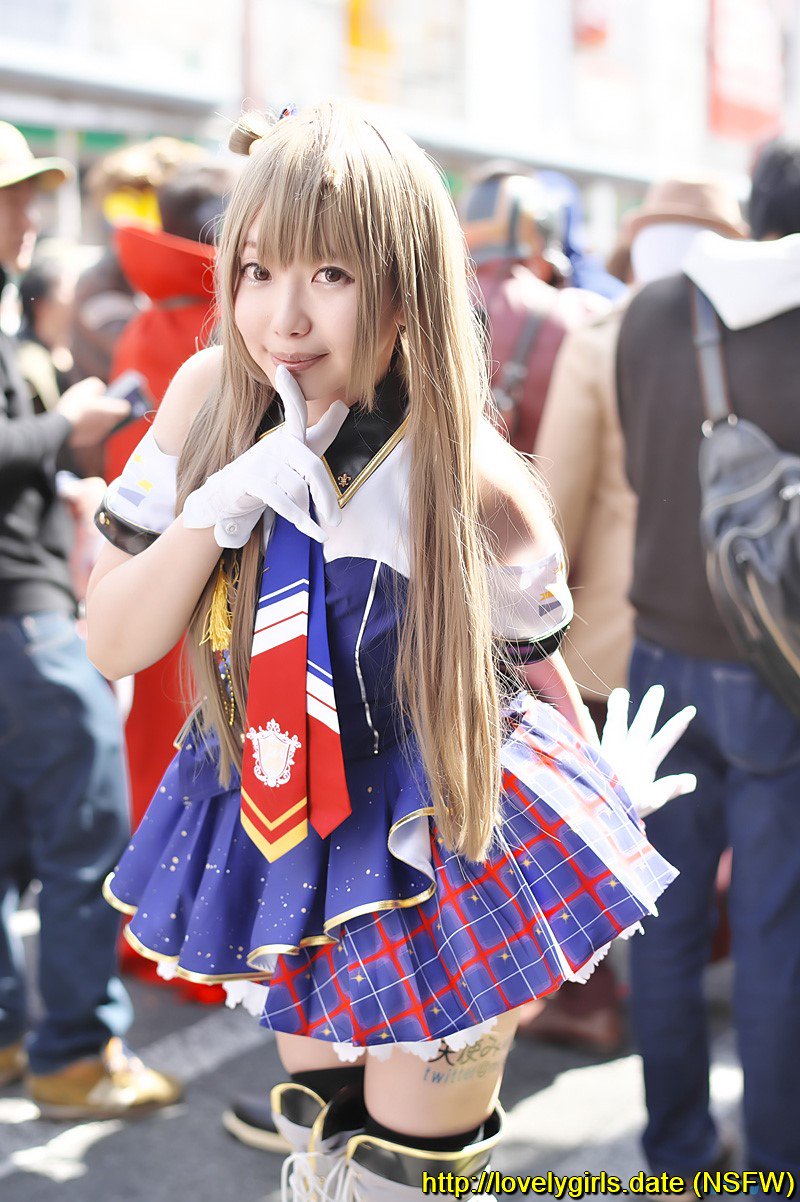 Love 2024 live cosplay