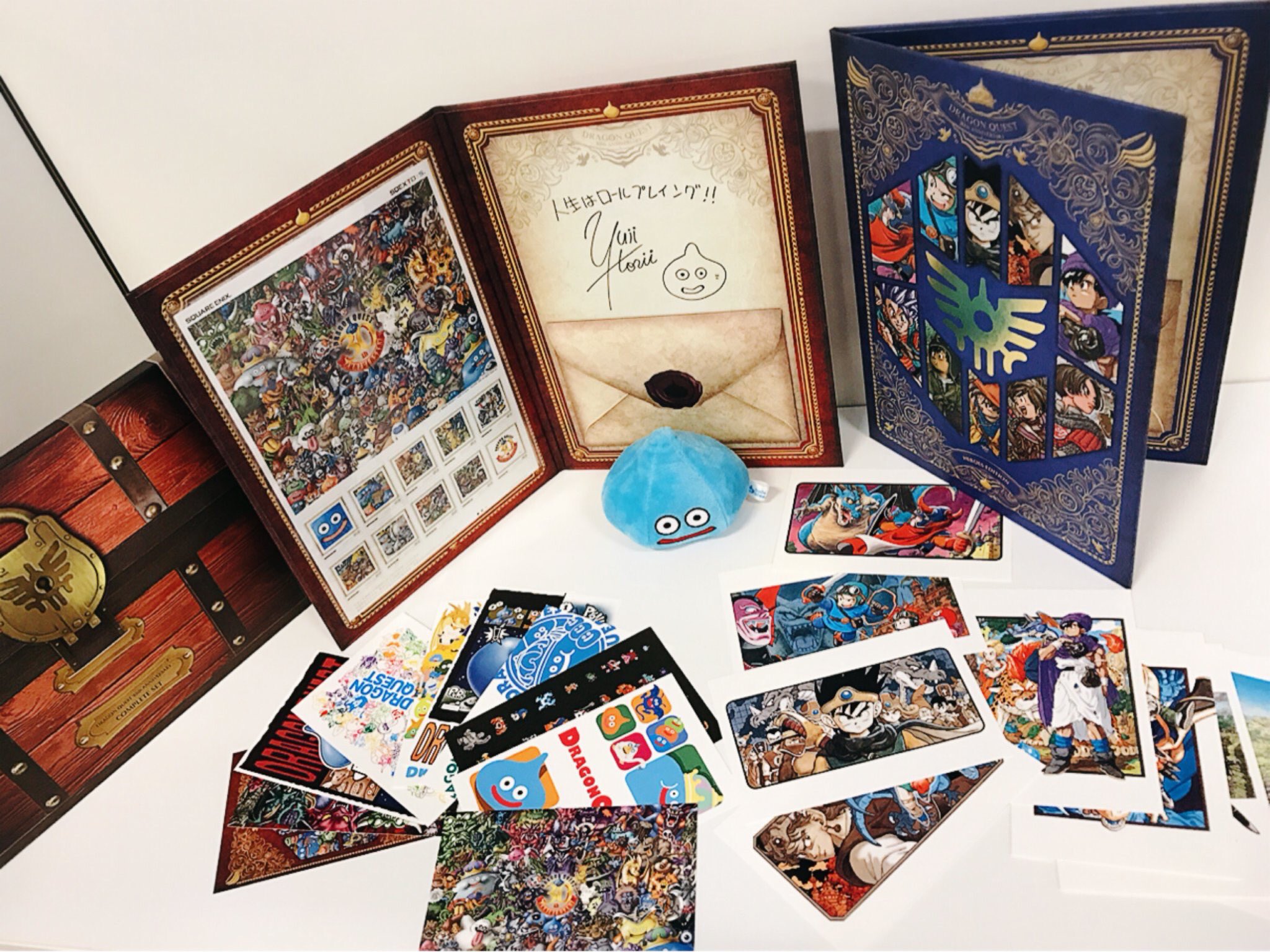 ドラゴンクエスト宣伝担当 ドラゴンクエスト誕生３０周年記念フレーム切手 勇者編 モンスター編 を買い逃してしまった というお声をお受けして 数量限定ではありますが 本日2 18 土 からオフィシャルショップ アルトニア 店頭にて販売が決定しま