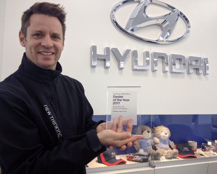 Here is Nigel Hawkins  the MD of Berkeley Vale Motors with our Dealership of the Year Award 2017 For #Customer Satisfaction #hyundaii