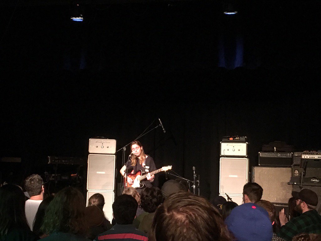 #JulienBaker at <a href="/moellermondays/">Moeller Nights</a> GAS SEED &amp; FEED. Dayyum, so good.