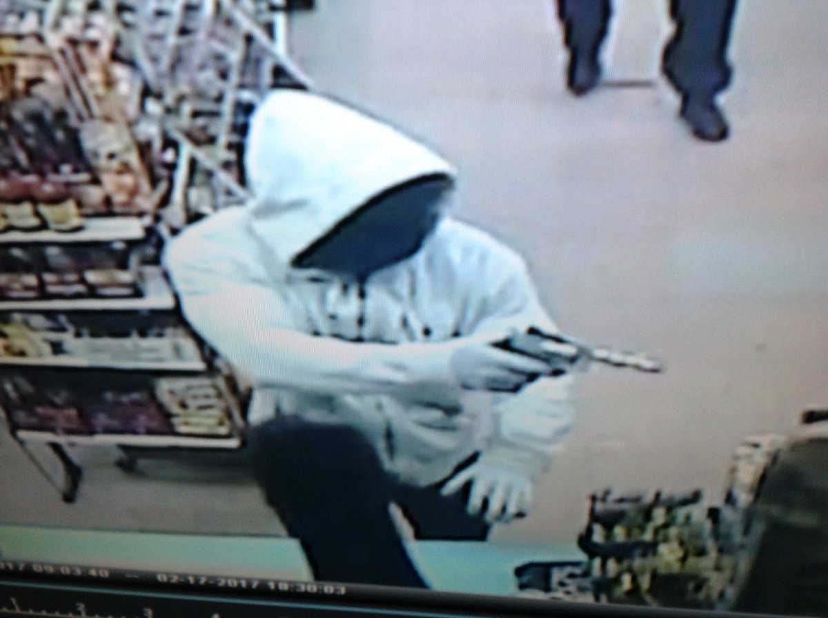 RonSavageEMT's tweet photo. 2 armed robbers pick the wrong party store. They get a surprise at the Little Brown Jug in Roseville. #WeAreLive @FOX2News 10 &amp; 11 PM Friday https://t.co/2C5cGeQiaS