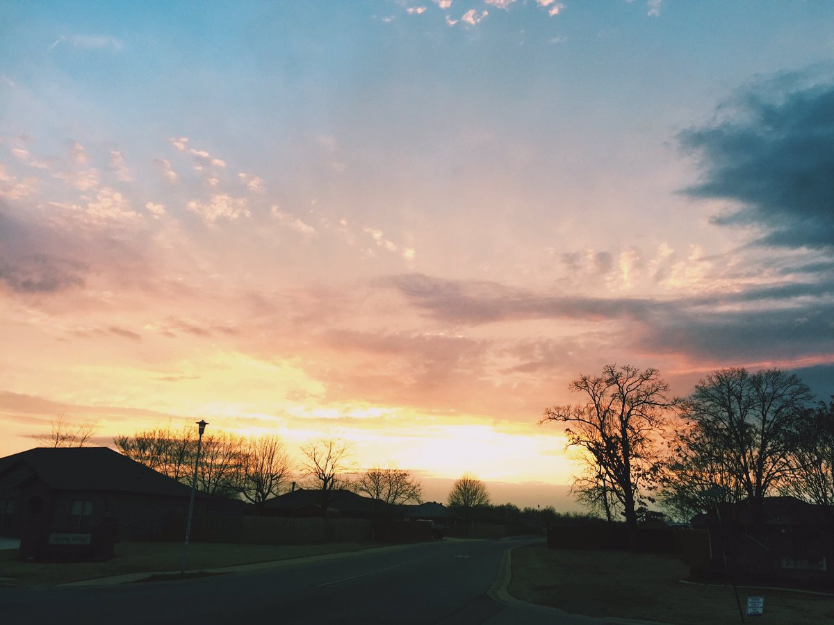 Arkansas sunsets, God knew what he was doing when he created you.