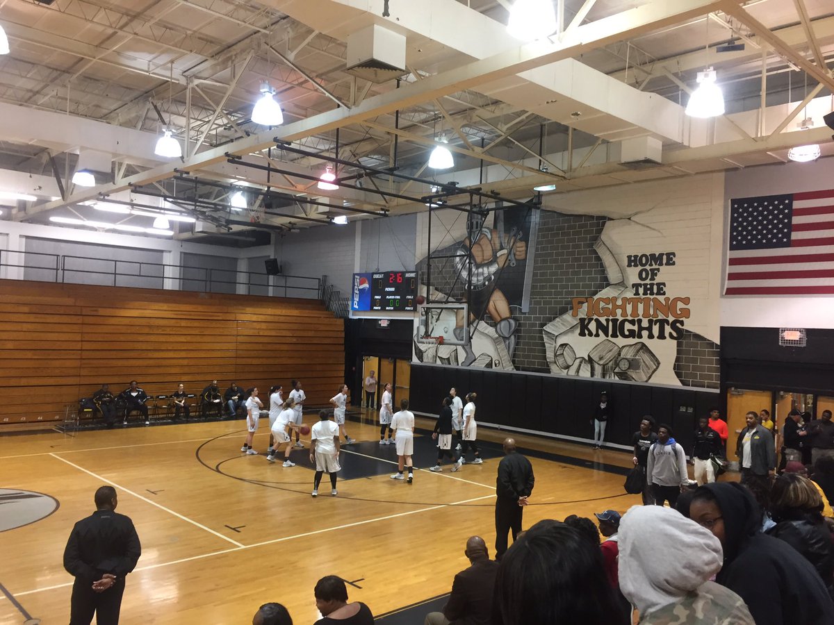 RHSJournoTeach's tweet photo. The Lady Knights put up a strong fight tonight. Congrats on a great season. @RobinsonWBB 🏀⚔️ https://t.co/5DdwXL8PJM