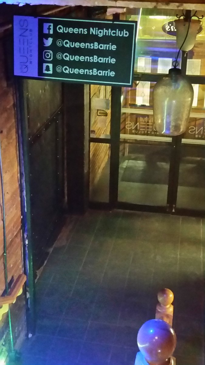 fresh931's tweet photo. Soon enough this hallway will be full of people and the main door will open. To the Hottest party in Barrie!  @QueensBarrie #redbullfriday https://t.co/H8QYml0CFR