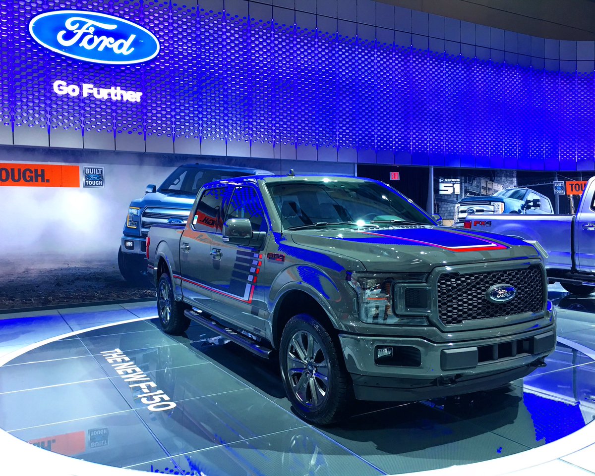 Ford_NanetteM's tweet photo. Check the new #F150 #Lariat Special Edition here at the @torontoautoshow ! #FordCanada  #CIAS2017 @Ford_Yan https://t.co/BHAXLaRO2M