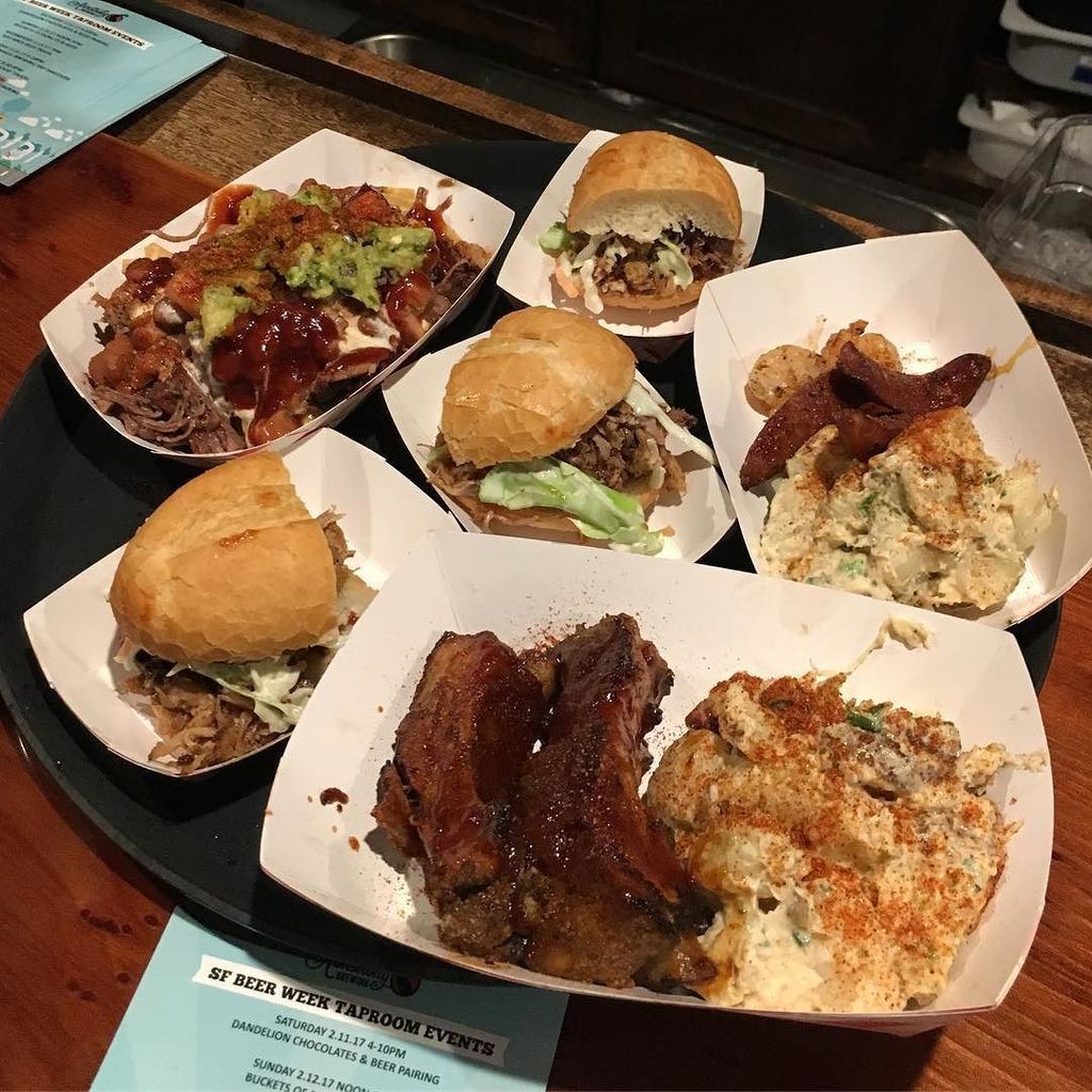 ArmstrongBrew's tweet photo. Wow! What a spread!!! #sfbeerweek2017 https://t.co/HMerrP4lqe