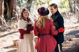 HeartieDee's tweet photo. How does one respond to a #NosyRosie? @HuttonPascale @DLissing @erinkrakow @WCTH_TV S1 - #priceless Watch now on @netflix #LookGoodInRed https://t.co/Wj62Or4ayA