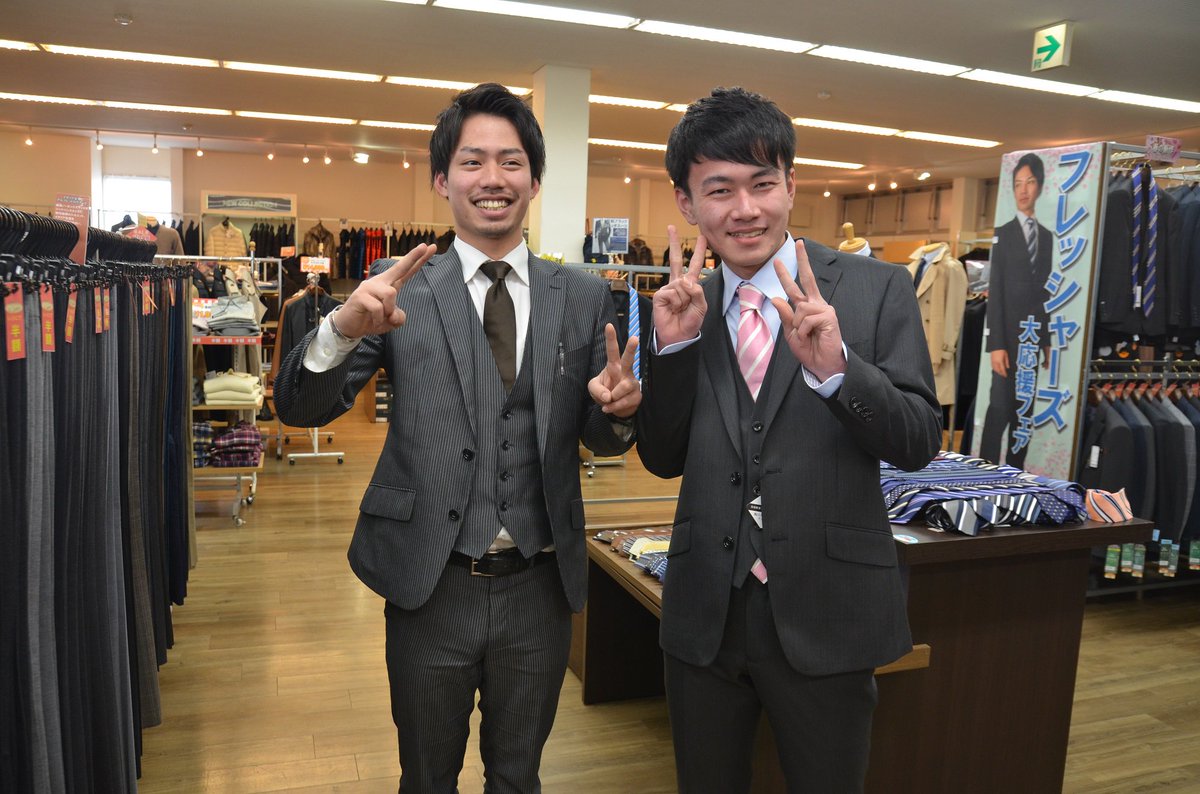 Uzivatel 紳士服の林商店 津島 Na Twitteru 初めてのスーツ応援隊 グレーの3pスーツに発色の良いピンクネクタイで 格式高く 若さを生かしたコーディネートに 大満足の仕上がりとなりました 林商店 初めてのスーツ フレッシャーズ