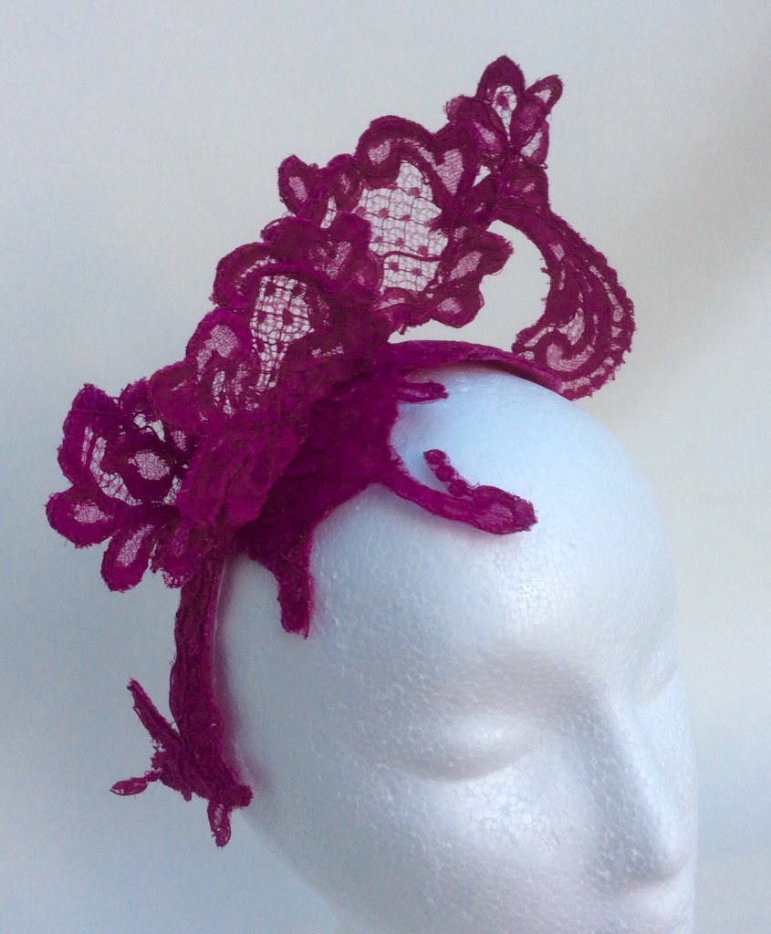 DDHats's tweet photo. @BroadwickSilks French lace tiara made with one of your fabulous fabrics. https://t.co/H5Eau5uNiW