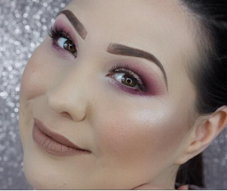 CitySwish's tweet photo. You can't imagine how perfect you are! Beautiful eyebrow makeup. #bookmakeup #eyebrows #cityswish https://t.co/65KGEZ7W2g