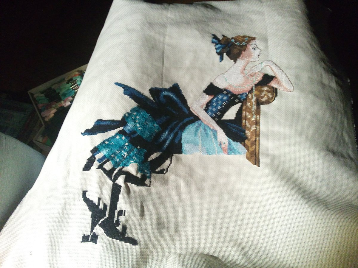 celtett's tweet photo. #CrossStitch #WIP #MirabiliaDesign: Portrait of Veronica day 22. Finally the secondo page of the pattern https://t.co/7afvF7zTzm