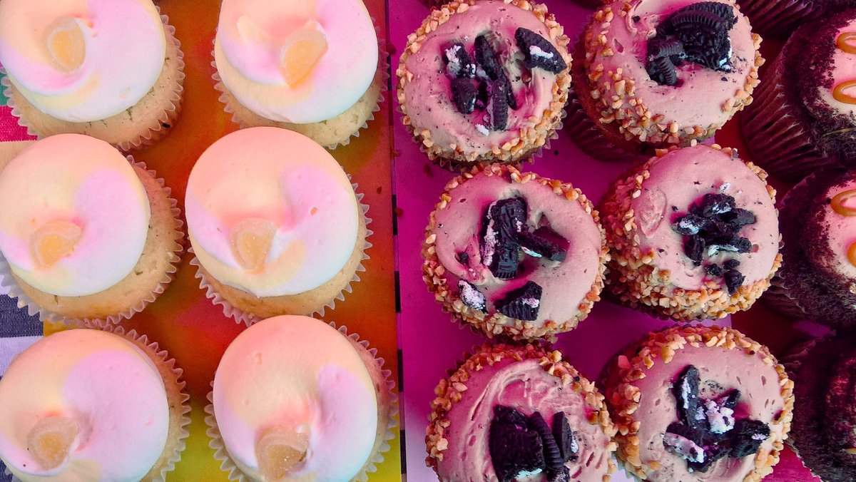 It's Market Day! We're open from 10-3 today with some pretty amazing food, if we do say so ourselves. Say hello! 😊 #farmersmarket #foodies