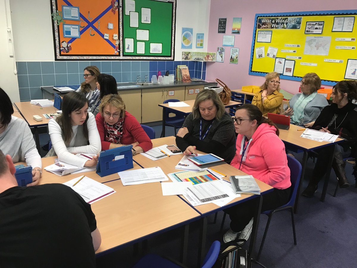 YnyshirP's tweet photo. Our staff loved the INSET on Friday about #activelearn #bugbooks. Ready to roll out and get children reading! https://t.co/voo76ujhKp