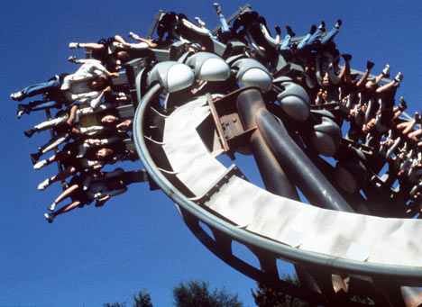 AndrewNoble16's tweet photo. @steveroylecomic @BBCLancashire #ChairLifts There's a really scary Chair Lift @altontowers! Sit Back! #FrightTime!! https://t.co/QLT3EDkYia