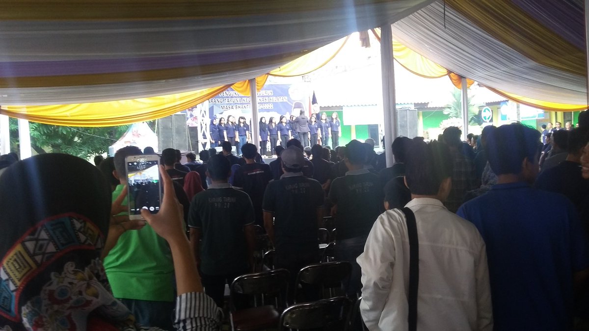 kel_kayuringin's tweet photo. Pengukuhan karang taruna tingkat kec bekasi selatan di kantor kecamatan bekasi selatan.d hadiri oleh walikota bekasi https://t.co/760DUj4uYY