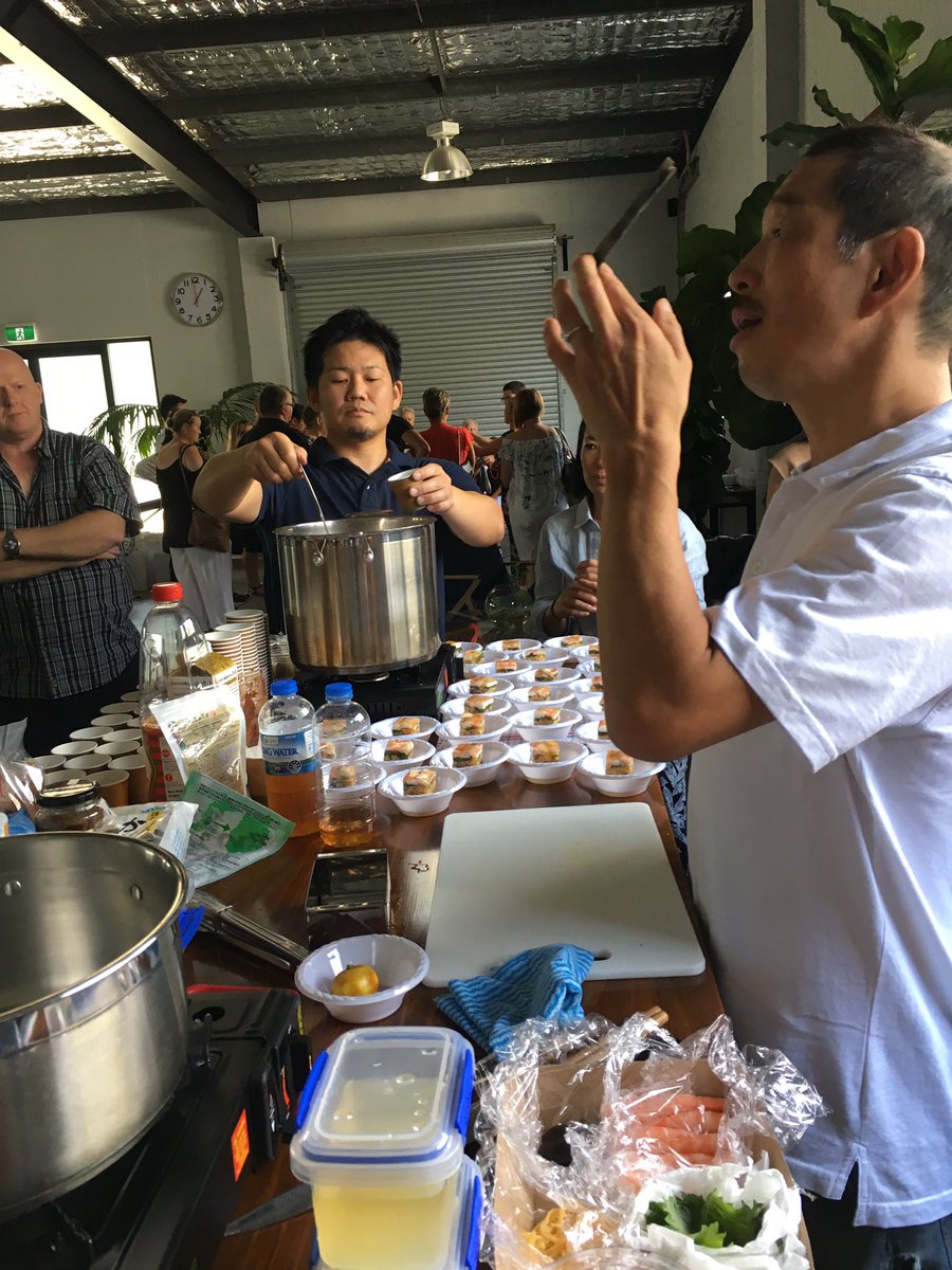 WLSA_Support's tweet photo. Iron chef Japan at our #AHWW2017 event! So much good food 🍜 #Miso #CookAtHome #EatBetter #FeelBetter https://t.co/klz4DfPdQC