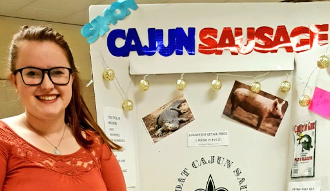 CoachFarney's tweet photo. Former LE Aubrey Simon, student at Sul Ross Univ, is featured in Big Bend News 4 outstanding work n the classroom #GeorgetownSTRONG💙 https://t.co/Jjwsq5xAKU
