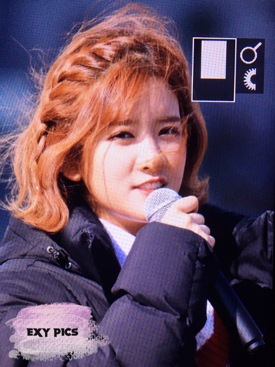 blackcrystal_95's tweet photo. 170218 미팬 2

항상 니곁에서..💕

#우주소녀 #너에게닿기를 #EXY #소정 
@WJSN_Cosmic @EXY_S2 ❤ https://t.co/7p1P7Tntma