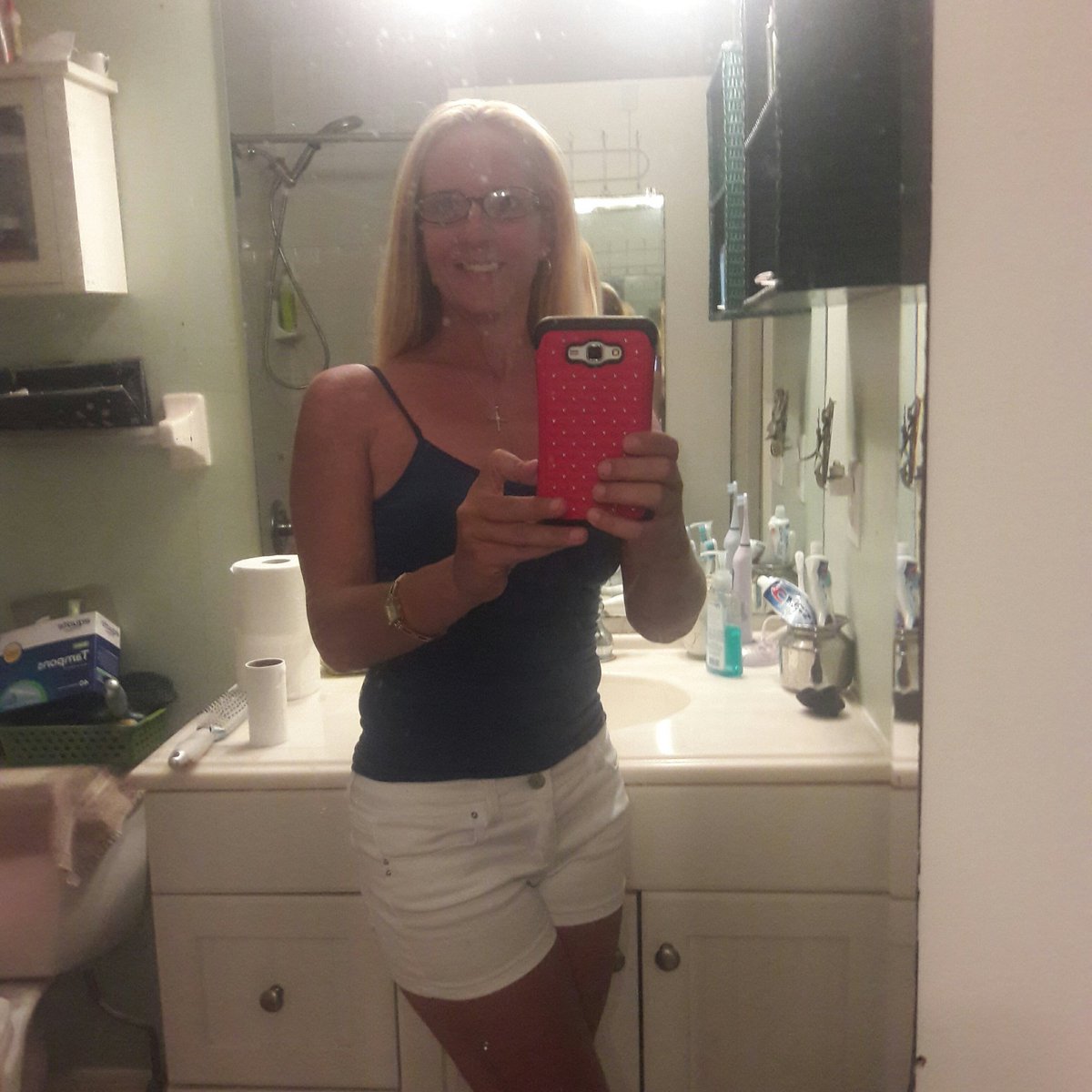MrsBattle1977's tweet photo. #NewProfilePic https://t.co/t6TnVCQyuS