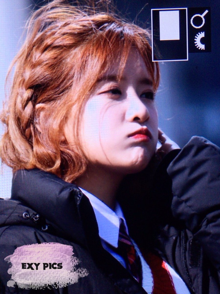 blackcrystal_95's tweet photo. 170218 미팬 3

😶..보고 있어도 보고싶은 츄 ~ 💕

#우주소녀 #너에게닿기를 #EXY #소정 
@WJSN_Cosmic @EXY_S2 ❤ https://t.co/KUEy7VB5BQ