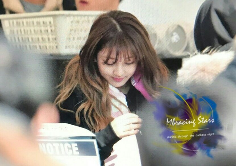 MbracingStars's tweet photo. 170218 #지효
빛나는 겨울날의 소녀
#JIHYO #트와이스 #TWICE https://t.co/gh7cB5gN4x
