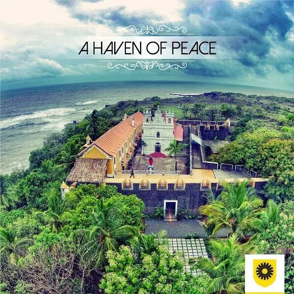 FortTiracol's tweet photo. Topped by turrets, Tiracol is an awe-inspiring sight that is definitely worth exploring. #TiracolRiver #Islandview #FortsofGoa https://t.co/fT15UhWnWy