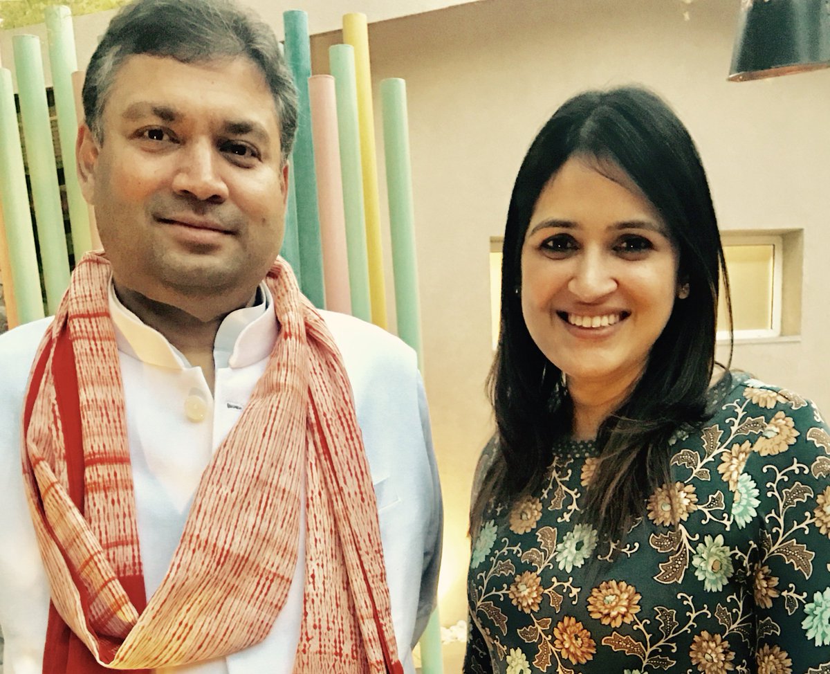 ShraddhaMurdia's tweet photo. With the admirable #Essbee
Thank you for your reverent company at Tea for #Happiness @sundeepbhutoria #delight#pinkcity https://t.co/OE541o0ALw