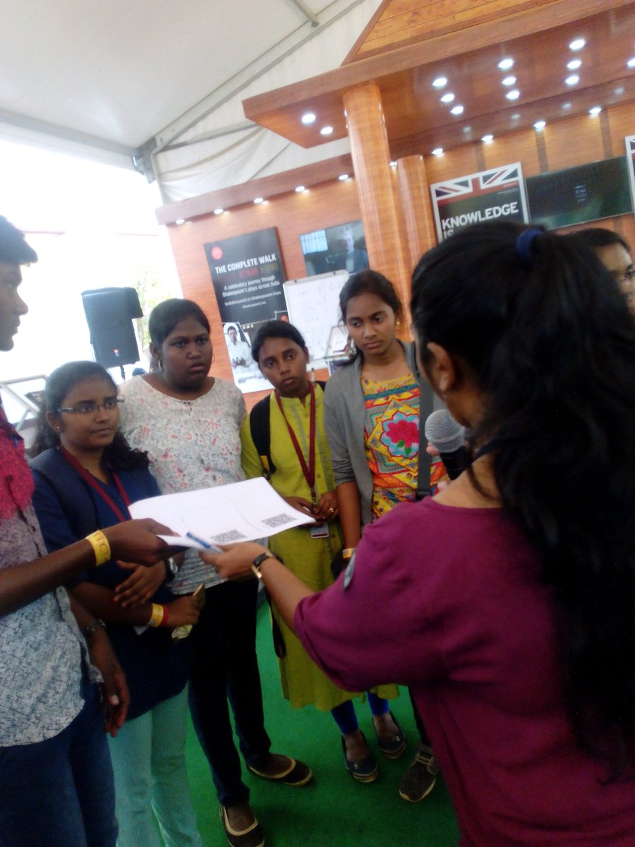 prajeswari's tweet photo. Get-set-go GPS based treasure hunt, clues on #ShakespeareLives #CompleteWalk #UK figure out! @inBritish @barker_mei https://t.co/MDkMpByaDk