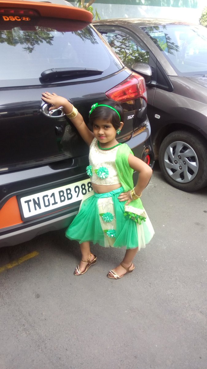 Rihana Sun Singer Rihana Singer Twitter