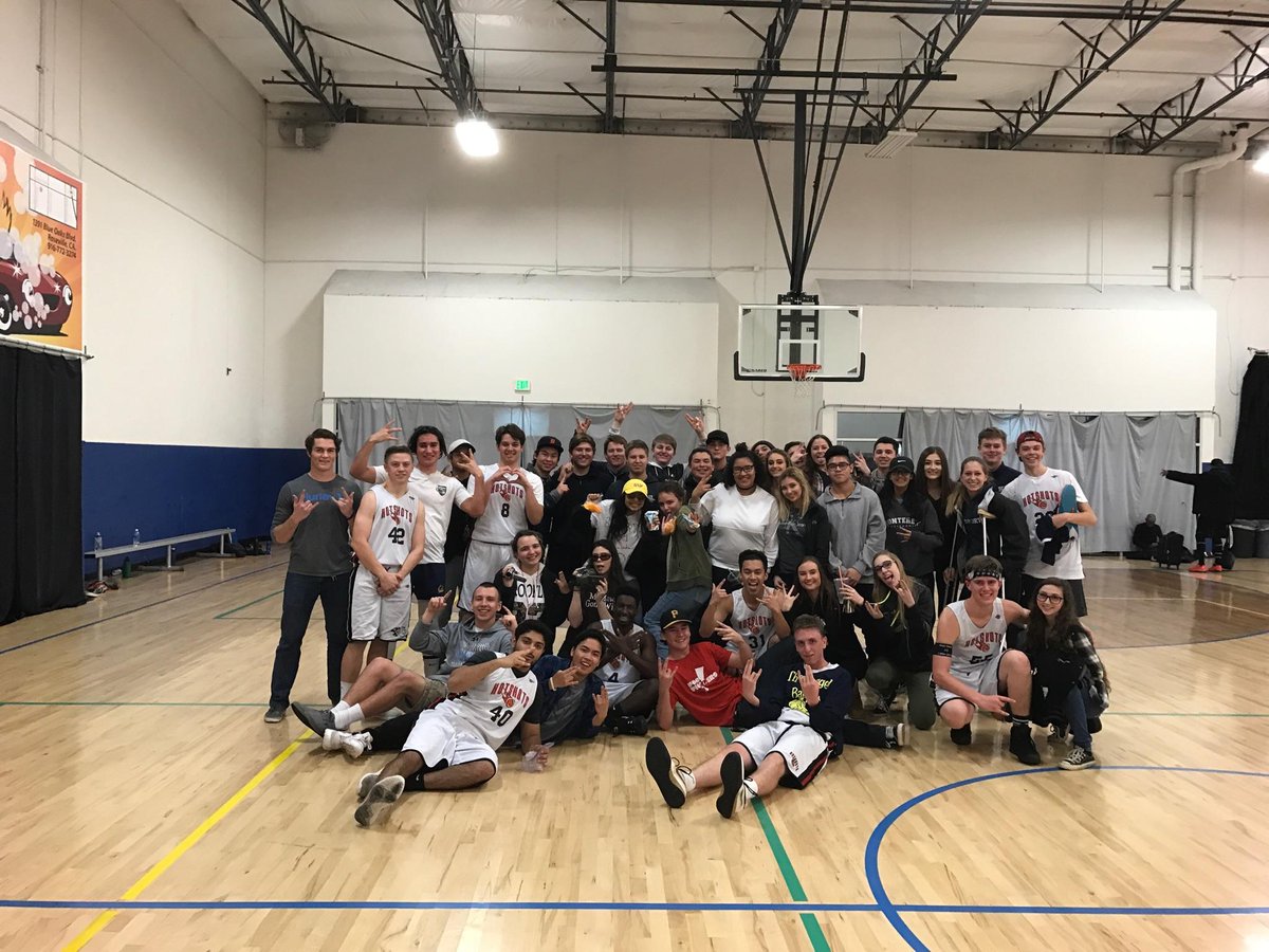 3LeggedOFFICIAL's tweet photo. An outstanding win with an even more outstanding crowd, shoutout to the three legged family!! #btid https://t.co/UAKb1OxOfb