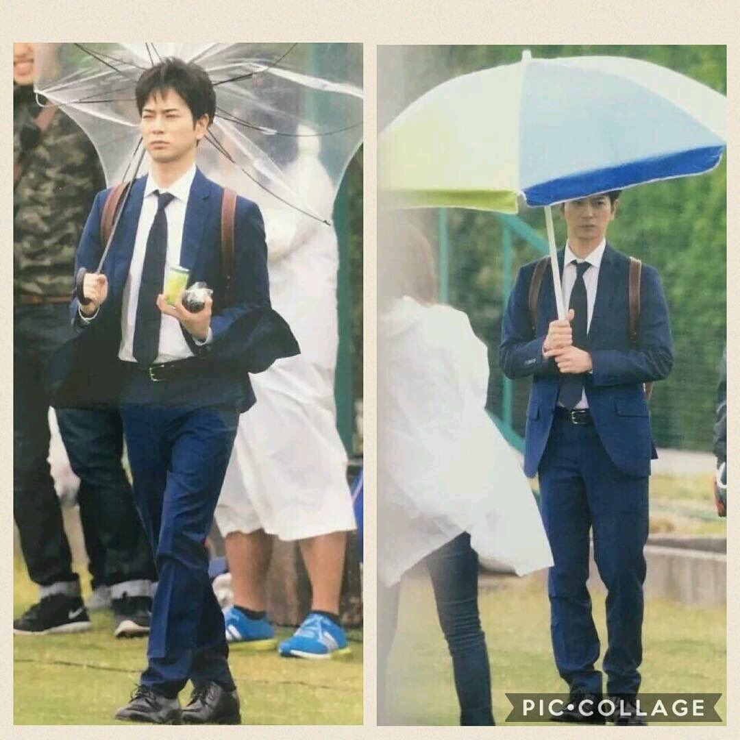 ars_agesho0125's tweet photo. 風で傘が壊れたからパラソルもつJって爆笑爆笑 https://t.co/UJgBZv210p