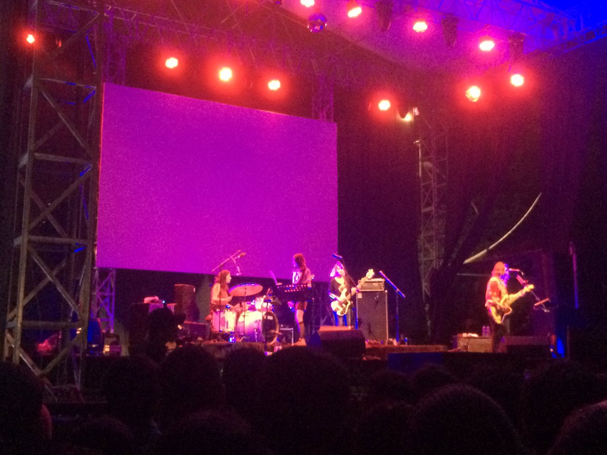 Intense and well done <a href="/_Warpaint/">Warpaint</a> we already miss you #WarpaintJKT