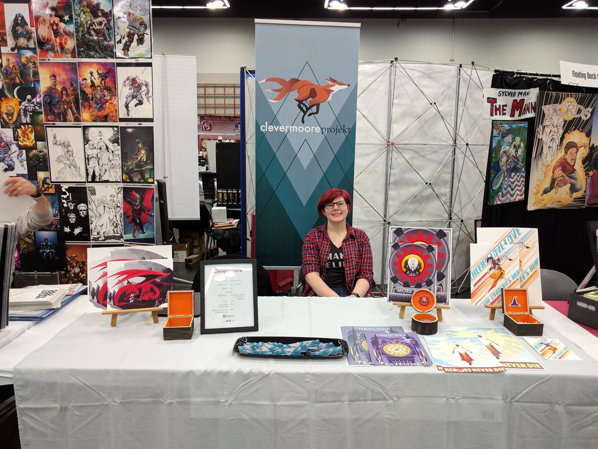 CleverProjekt's tweet photo. Enjoying our first day #WizardWorldPortland  we will be here all week so come say hi! https://t.co/jMxa0K8aKM
