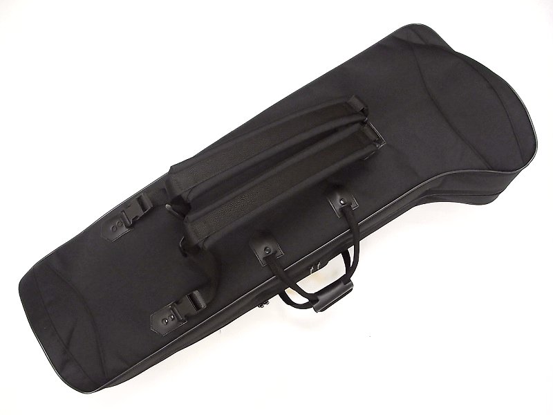 トロンボーン】Ton Art Bagsよりアルト/テナーバストロンボーンが入る