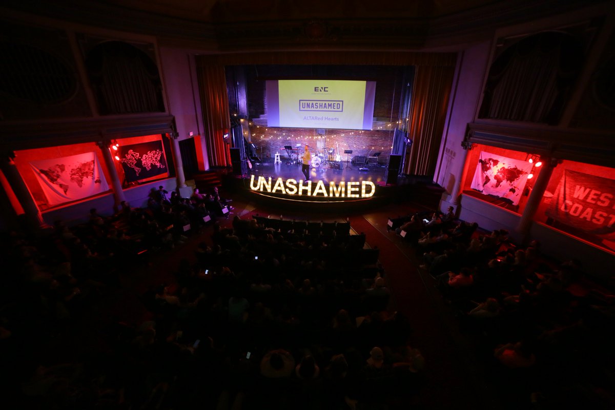 ENC_NA's tweet photo. Night 1 in Corvallis of the #ENC_Unashamed got kicked off with an amazing word from @donnellmjones https://t.co/xJ9OQWMlZ1