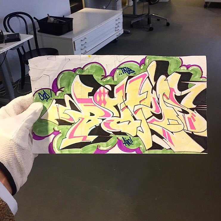 Outline up on auction now:
bukowskis.com/sv/auctions/E1…