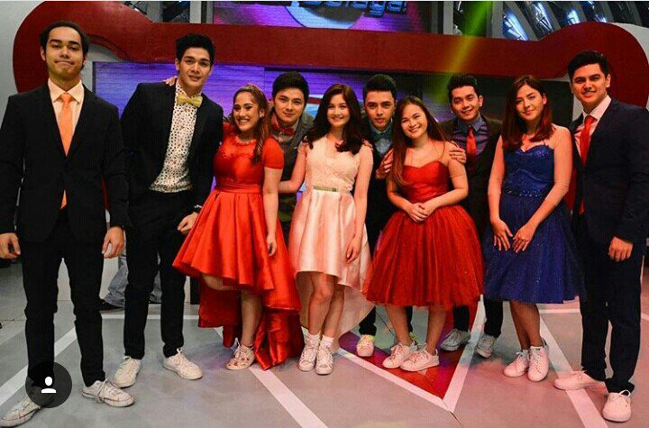 shairangels_'s tweet photo. TROPS! 💕@loveshairamae @KimboLimbi @tommy_penaflor @kennethmedrano0 @miggytolentino7  @thatsmybae_jon @KrystalReyes08 @takako2104 💓 https://t.co/pzE5KTqGLo