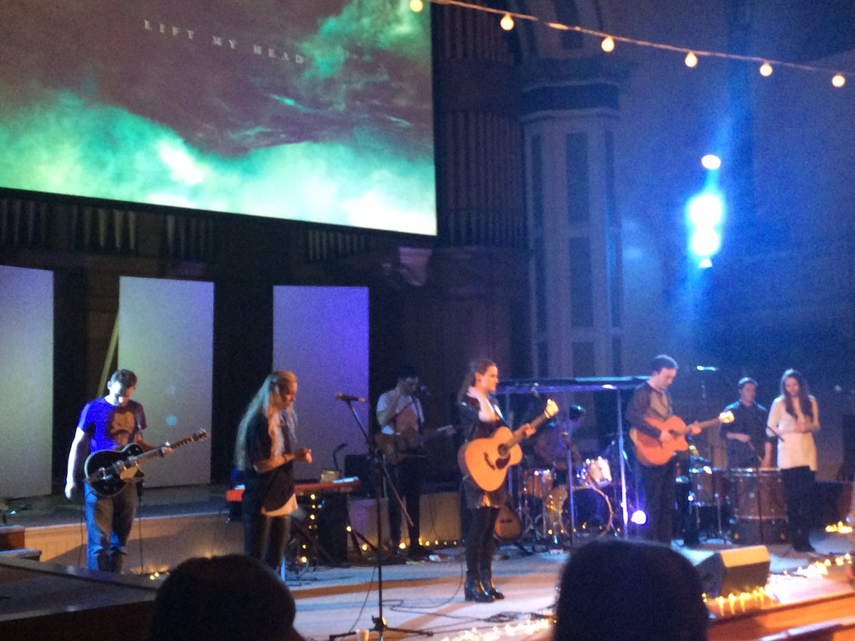 craigarmstron18's tweet photo. #liftmyhead #centralEP #revkarlmartin what an incredible night last night, it's safe to say God showed up! https://t.co/rwfPvuhO6L