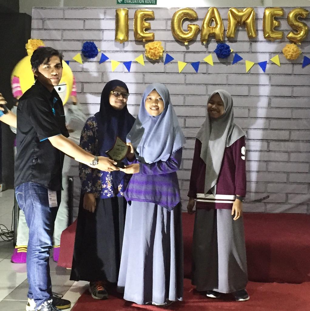 [THE WINNER]
Selamat kepada tim AIYA dari MAN 3 MALANG sebagai best poster IE Games 12th Edition😉